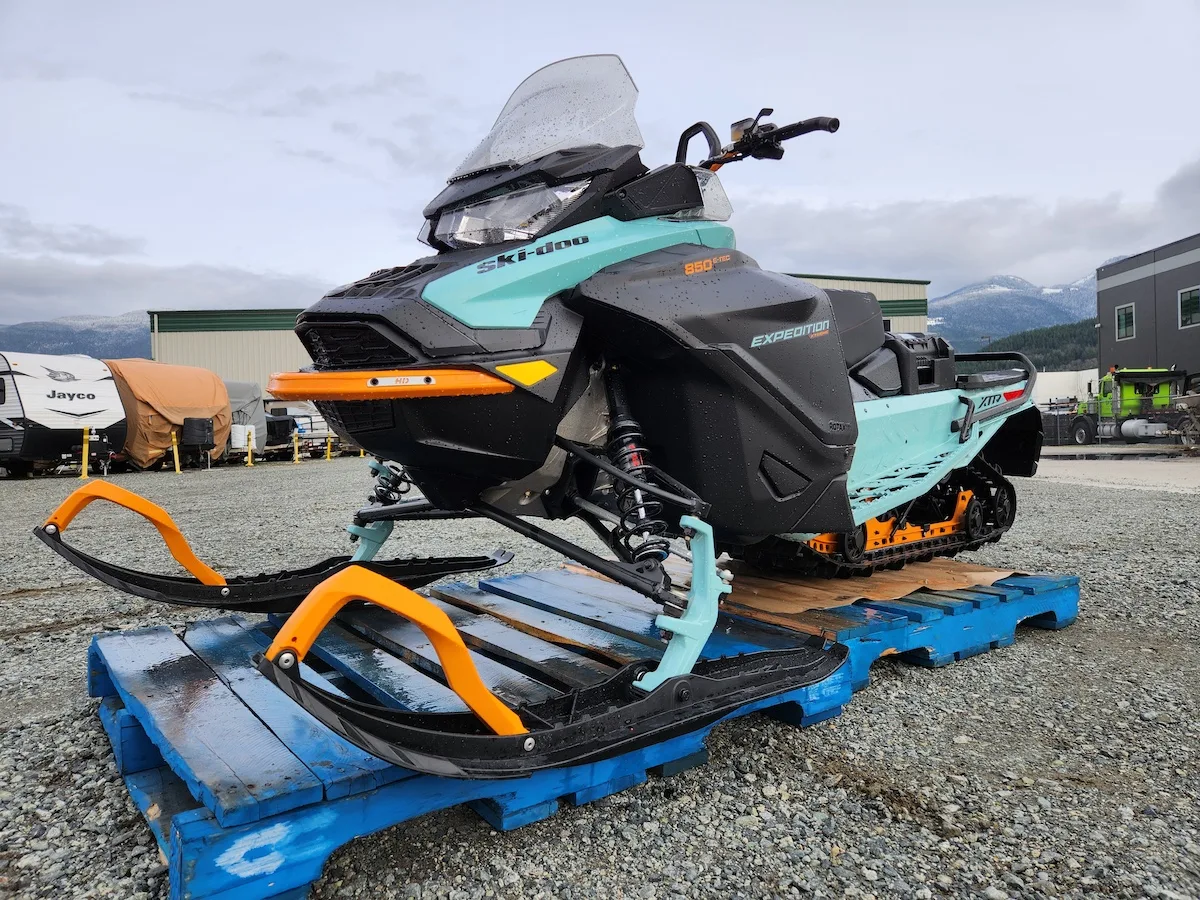 Ski Doo Expedition Xtreme 850 E TEC First Kanata Motorsports Marine RV